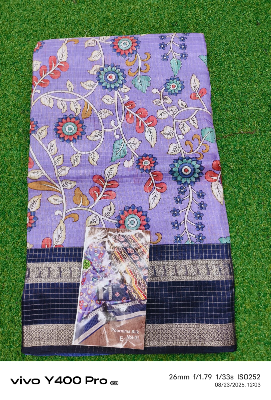 Diya sarees - Floral Printed Silk Saree